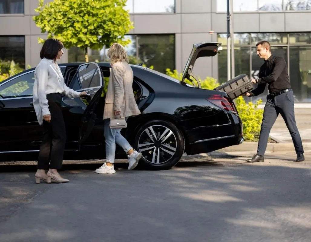 whitby airport limo service